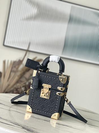Louis Vuitton LV Camera Box Bag Black 17.5 x 21.5 x 10.5 cm