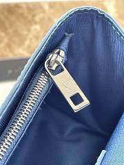 Louis Vuitton LV Fastline Wearable Wallet Blue 17.3 x 12 x 7 cm - 6