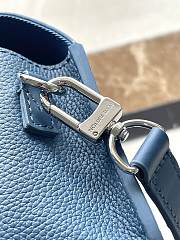 Louis Vuitton LV Fastline Wearable Wallet Blue 17.3 x 12 x 7 cm - 5