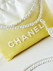 Chanel 22 Mini Bag White & Green 20x19x6cm - 3