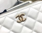 Chanel Vanity Case Top Handle White Bag 17x9.5x8cm - 4