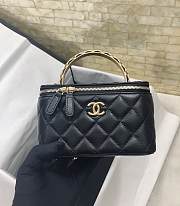 Chanel Vanity Case Top Handle Black Bag 17x9.5x8cm - 4