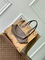 Louis Vuitton LV OnTheGo Voyage 43 x 33 x 18.5 cm - 4