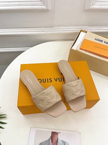 Louis Vuitton LV Revial Flat Beige Mule