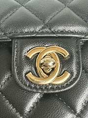 Chanel Black Lambskin Mini Heart Bag 13x12x5.5cm - 6