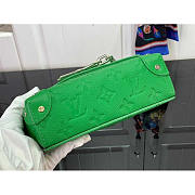 Louis Vuitton LV Steamer Wearable Wallet Green 18 x 11 x 6.5 cm - 3