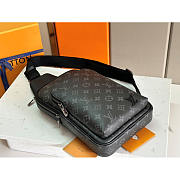 Louis Vuitton LV Avenue Slingbag Monogram Black 20 x 31 x 7 cm - 4