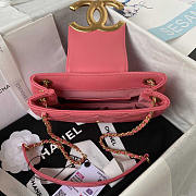 Chanel Messenger Bag Lambskin Gold Coral Pink 21x14x5cm - 5