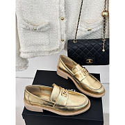 Chanel Moccasins Laminated Lambskin & Metal Gold - 2