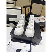 Chanel Sneaker Calfskin in White - 3