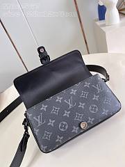 Louis Vuitton LV Montsouris Bag Monogram 22 x 12 x 6 cm  - 2