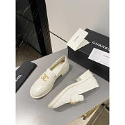 Chanel Moccasins White Calfskin & Metal - 5