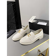 Chanel Moccasins White Calfskin & Metal - 2