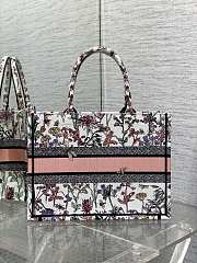 Dior Medium Book Tote White Multicolor Herbarium 36 x 27.5 x 16.5 cm - 3