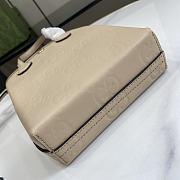 Gucci GG Super Mini Bag With Strap Beige 15x20x5cm - 3