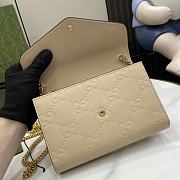 Gucci GG Leather Chain Wallet Beige 20x13x6cm - 5