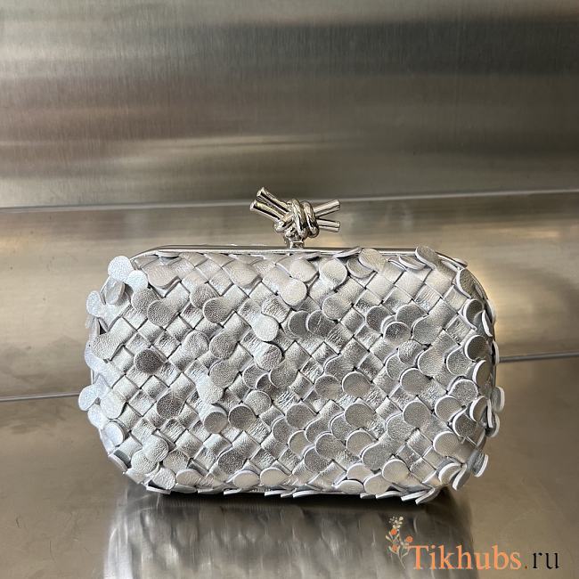 Bottega Veneta Knot Bag Silver 19x11.5x5cm - 1