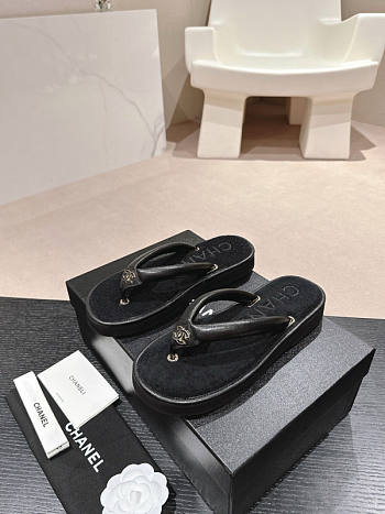 Chanel Black Slipper 06