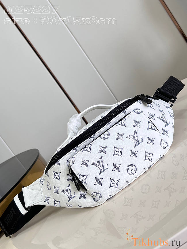 Louis Vuitton LV Rush Bumbag White 30 x 15 x 8 cm - 1