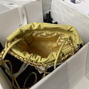 Chanel 22 Mini Handbag Yellow Caviar Gold 20 × 19 × 6 cm - 5