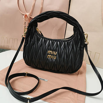 Miu Miu Wander Black Bag 20x17x6cm