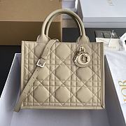 Dior Small Book Tote Beige Macrocannage 26.5 x 21 x 14 cm - 1