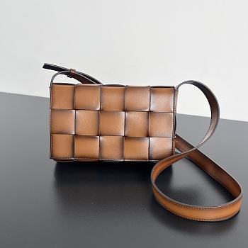 Bottega Veneta Casette Brown Bag Shoulder Bag 23x15x5cm