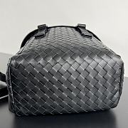 Bottega Veneta Intrecciato Flap Backpack Black 38x26x15cm - 3