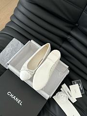 Chanel Ballerina Tweed Flat White - 4