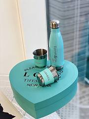 Tiffany & Co Water Bottle Gift Set  - 2