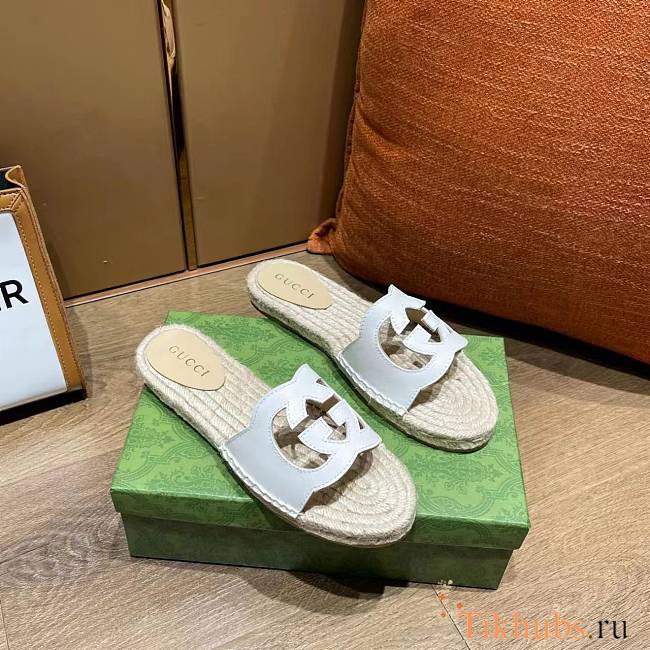 Gucci Interlocking G Cut-out Slides White - 1