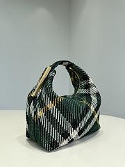 Burberry Check Duffle Top Handle Bag Green 23x21.5x10.5cm - 5