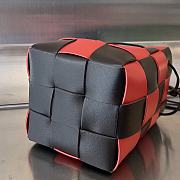 Bottega Veneta Cassette Cross-Body Bucket Black Red Bag 19x14x13cm - 4