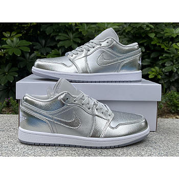 Air Jordan 1 Low SE Shoes Silver