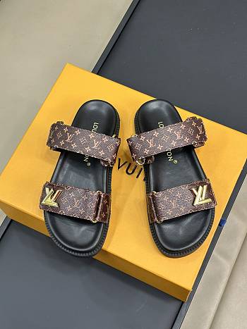 Louis Vuitton LV Monogram Flat Muse 