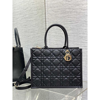 Dior Medium Book Tote Black Macrocannage Calfskin 36.5 x 28 x 17.5 cm