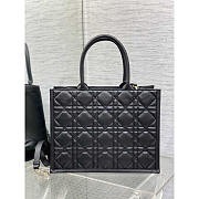 Dior Medium Book Tote Black Macrocannage Calfskin 36.5 x 28 x 17.5 cm - 5