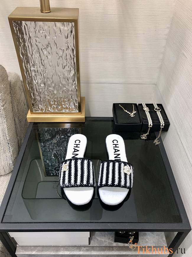 Chanel White Black Slides - 1
