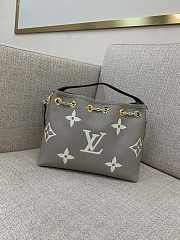 Louis Vuitton LV Summer Bundle Grey Bag 28 x 20 x 11.5 cm - 3