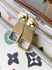 Louis Vuitton LV Rush Bumbag Vanilla 30 x 15 x 8 cm - 5