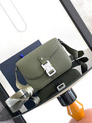 Dior Small Saddle Messenger Bag Flap Khaki 23 x 17 x 6 cm  - 1