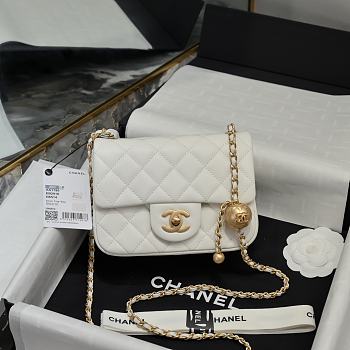 Chanel Mini Flap Bag White Bell 18x13x7cm