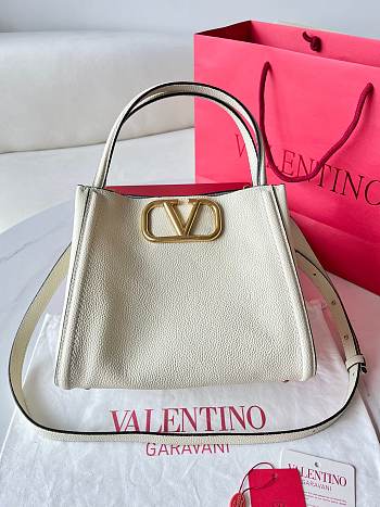 Valentino Garavani Alltime Medium Handbag White 26x21x17cm