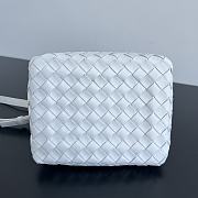 Bottega Veneta Andiamo Parachute Tote White 21x17x16.5cm - 5