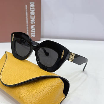 Loewe Round Sunglasses Black
