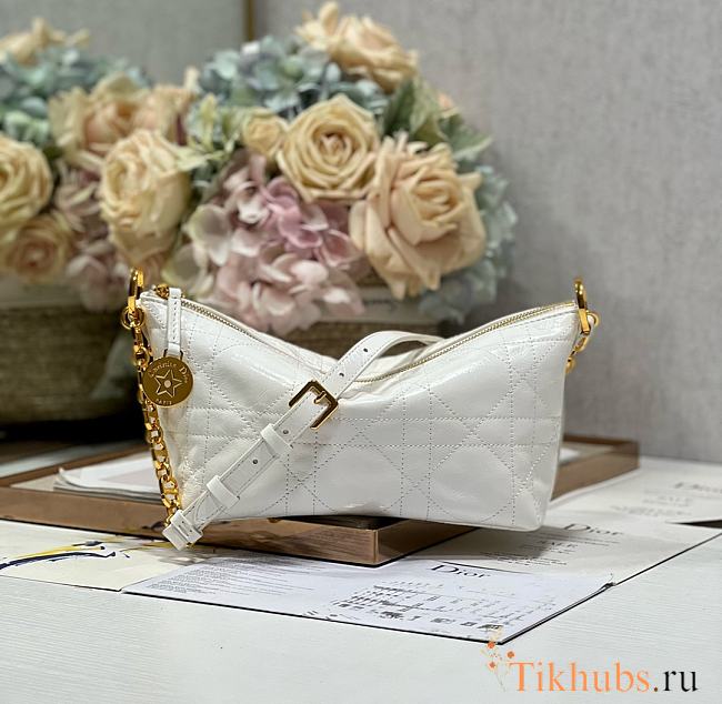 Dior Diorstar Hobo Bag With Chain White Macrocannage 28.5 x 14.5 x 10 cm - 1