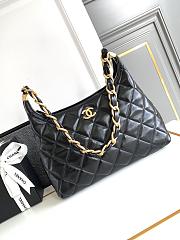 Chanel Large Hobo Bag Black Lambskin Gold 29x32x10cm - 1