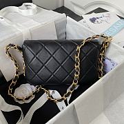 Chanel Flap Bag Black Lambskin Gold 19x12x5cm - 5