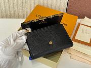 Louis Vuitton LV Capucines Compact Wallet Black 13.5 x 9.5 x 3 cm - 4