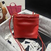 Chanel 22 Handbag Red Gold 20x19x6cm - 4